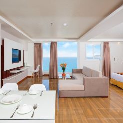 paris nha trang hotel khách sạn