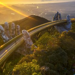 Cầu Vàng biểu tượng phải nhìn lại của Đà Nẵng