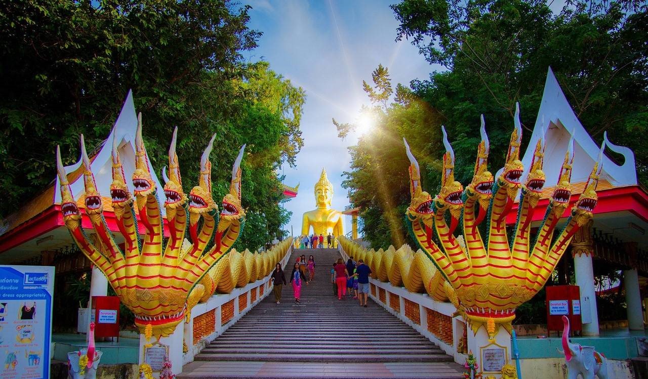 những điều cần biết về chùa WAT PHRA YAI những điều cần biết về chùa WAT PHRA YAI